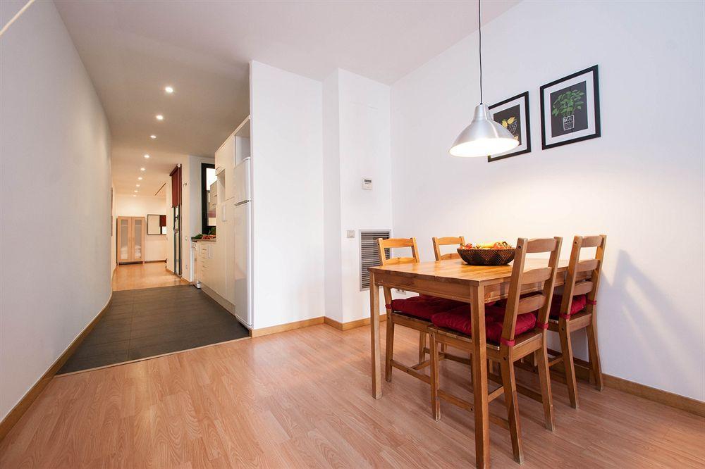 ברצלונה Short Stay Group Liceu Serviced Apartments מראה חיצוני תמונה