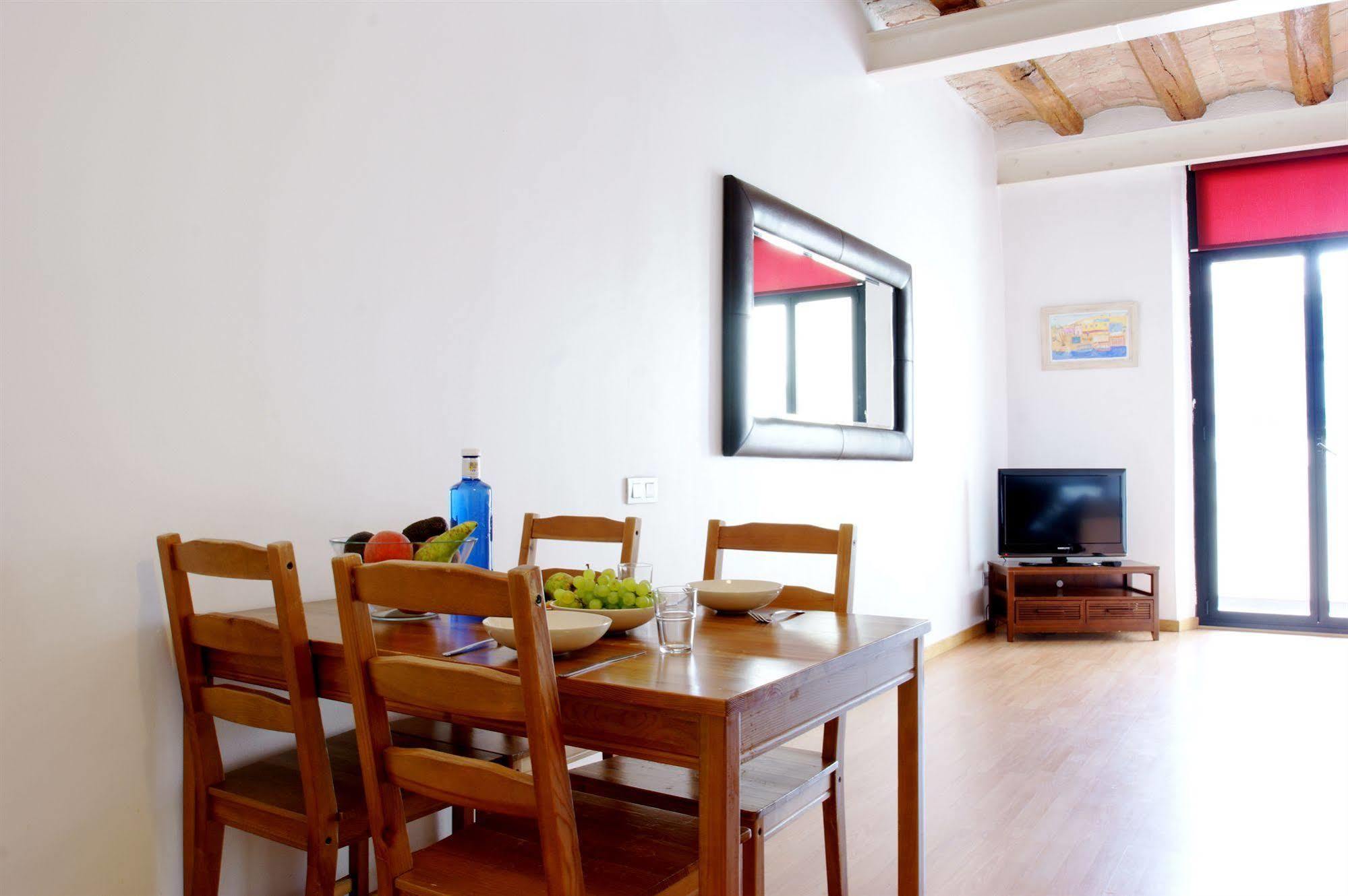 ברצלונה Short Stay Group Liceu Serviced Apartments מראה חיצוני תמונה