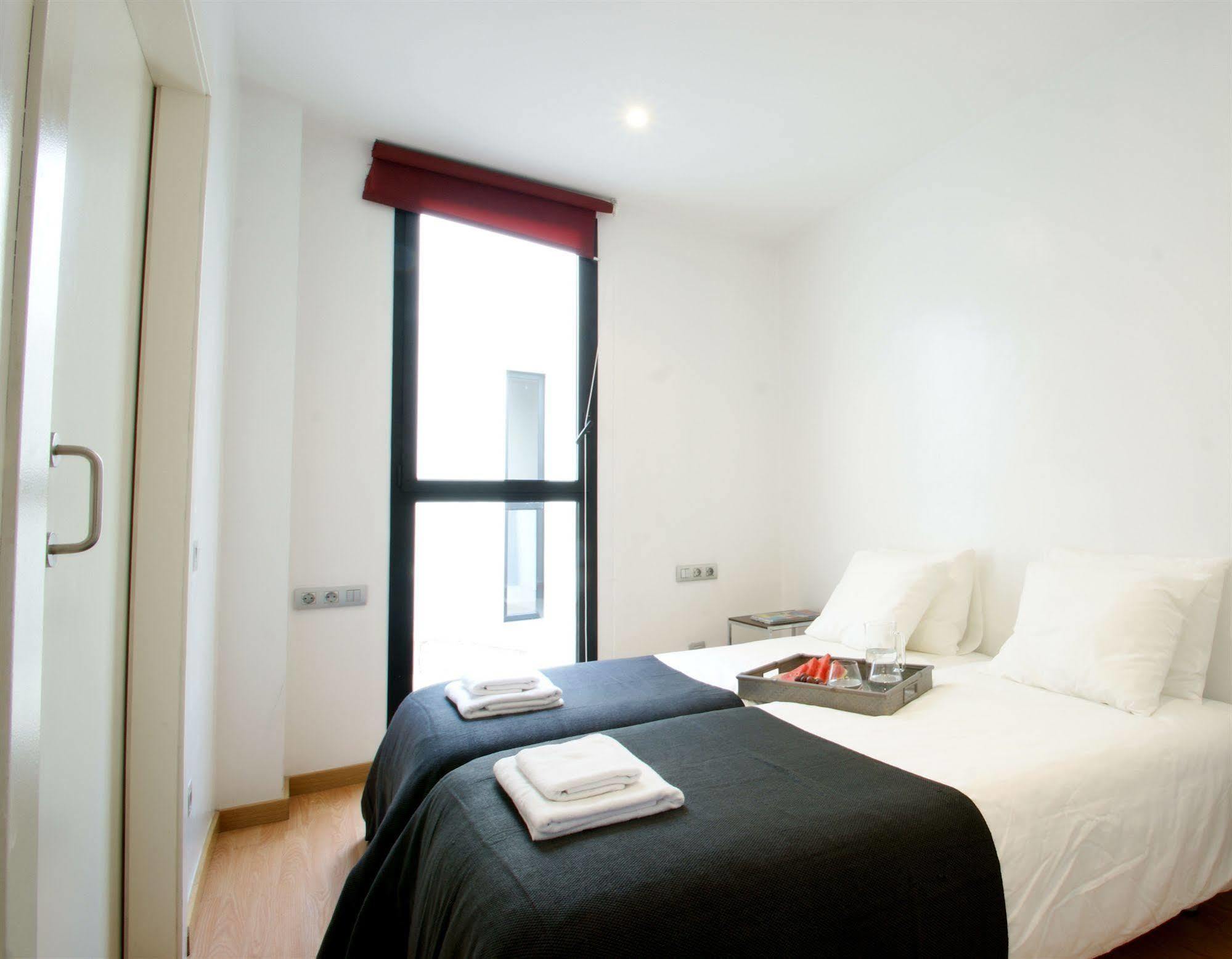 ברצלונה Short Stay Group Liceu Serviced Apartments מראה חיצוני תמונה