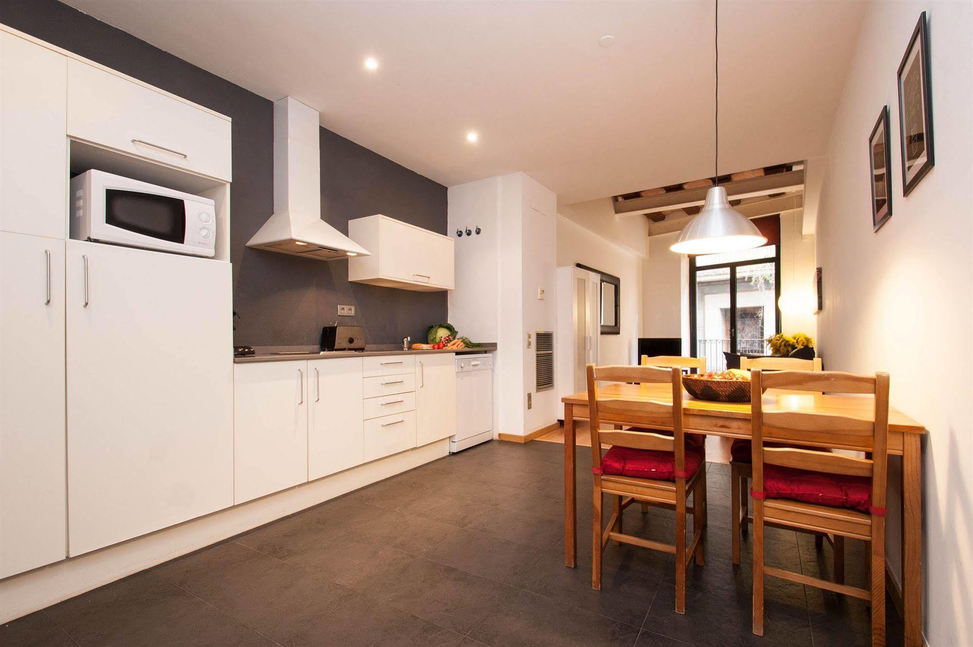 ברצלונה Short Stay Group Liceu Serviced Apartments מראה חיצוני תמונה