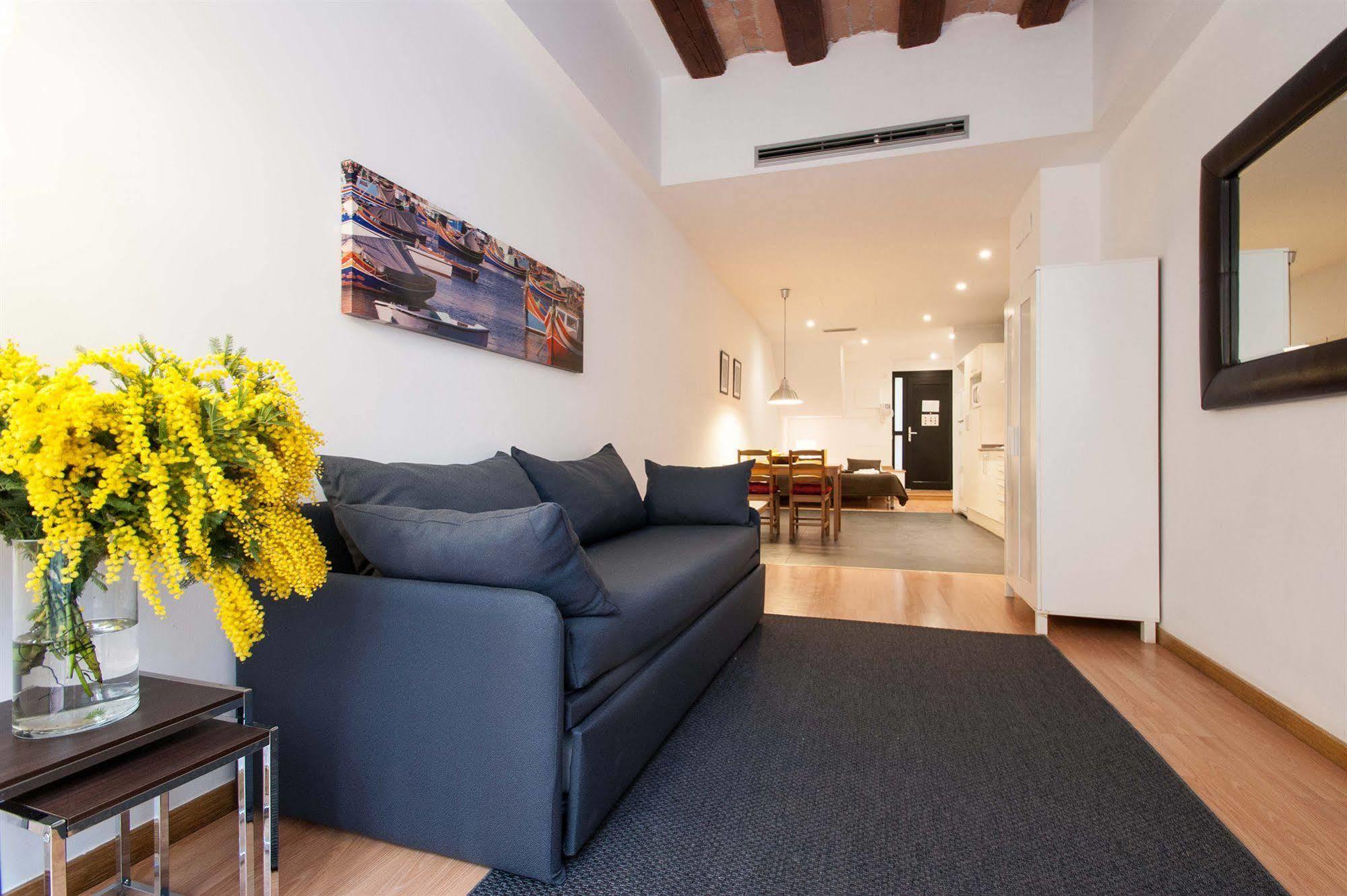 ברצלונה Short Stay Group Liceu Serviced Apartments מראה חיצוני תמונה