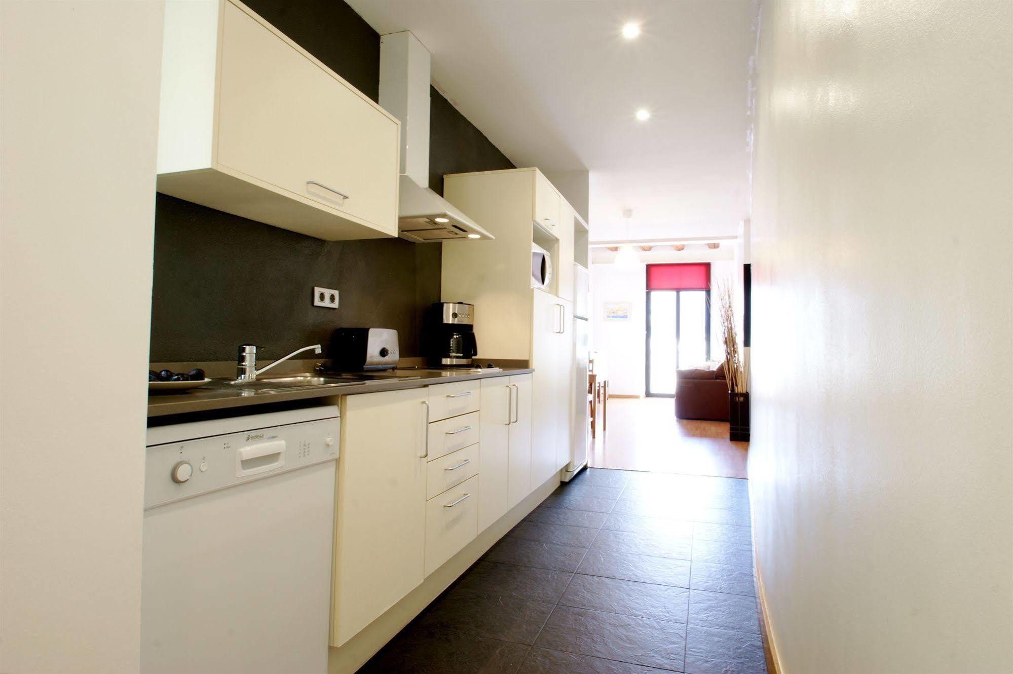 ברצלונה Short Stay Group Liceu Serviced Apartments מראה חיצוני תמונה